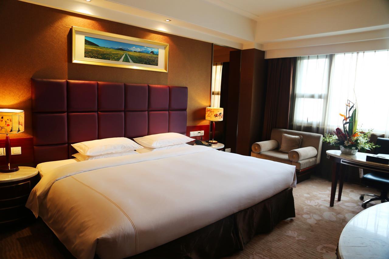Chengdu Tianyou International Hotel Exterior photo