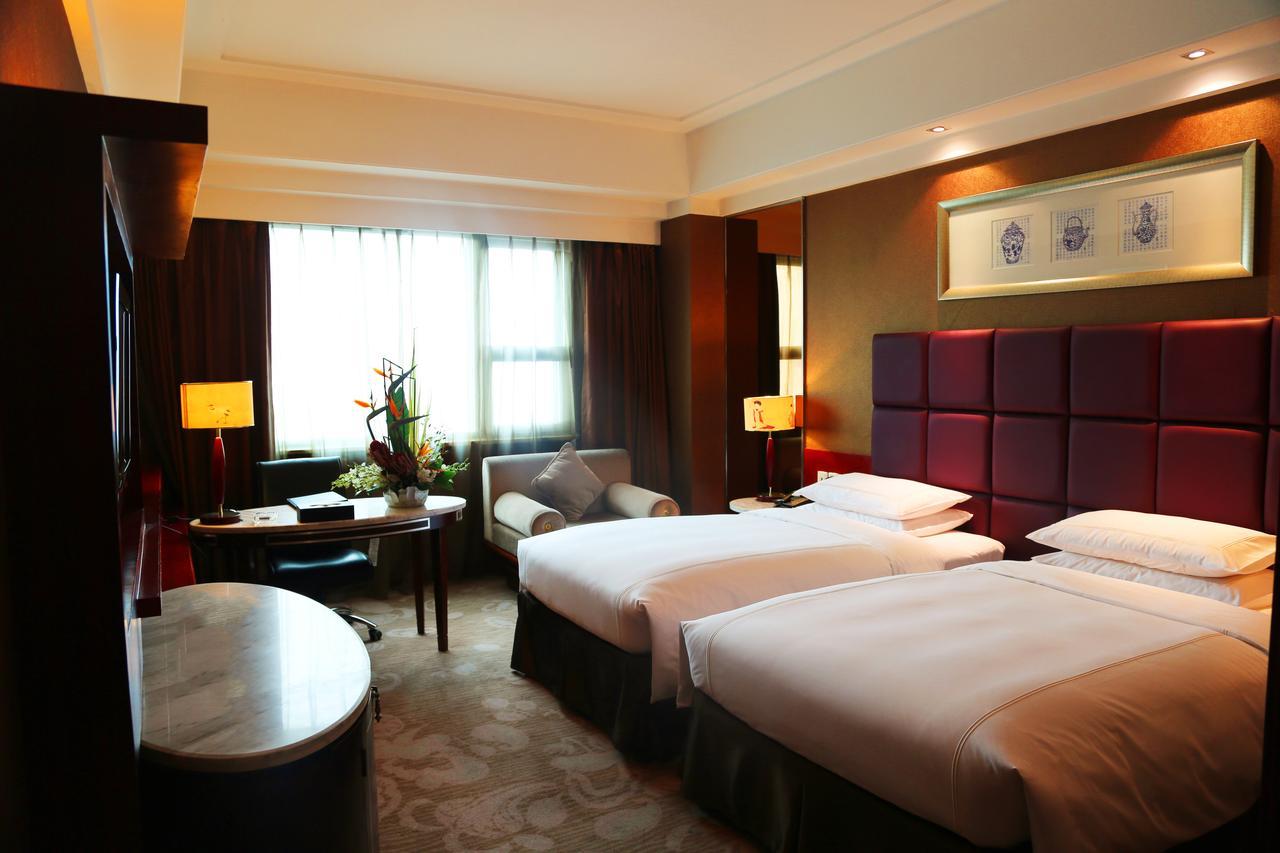 Chengdu Tianyou International Hotel Exterior photo