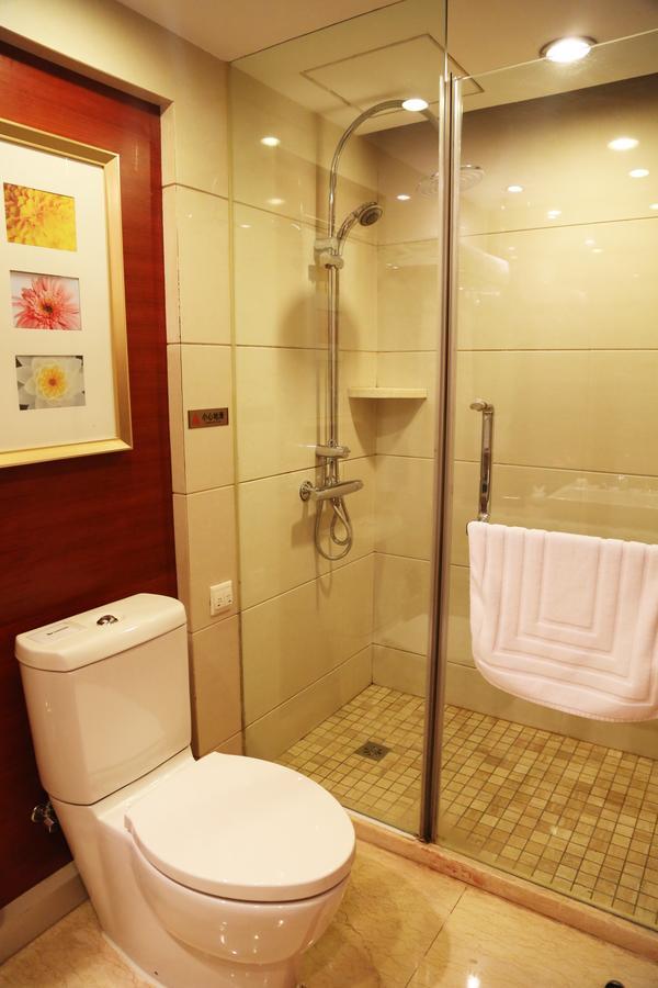 Chengdu Tianyou International Hotel Exterior photo